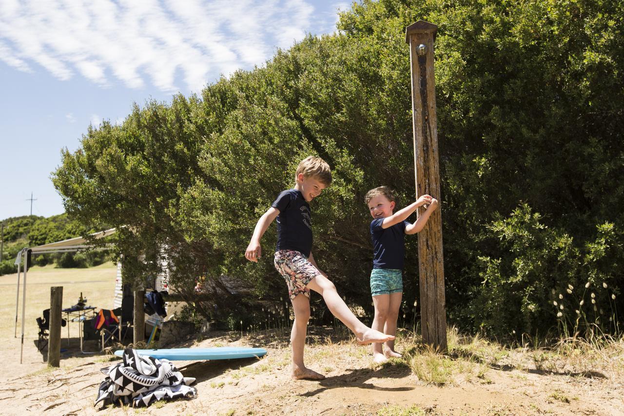 Surfside Holiday Park Γουόρναμπουλ Εξωτερικό φωτογραφία